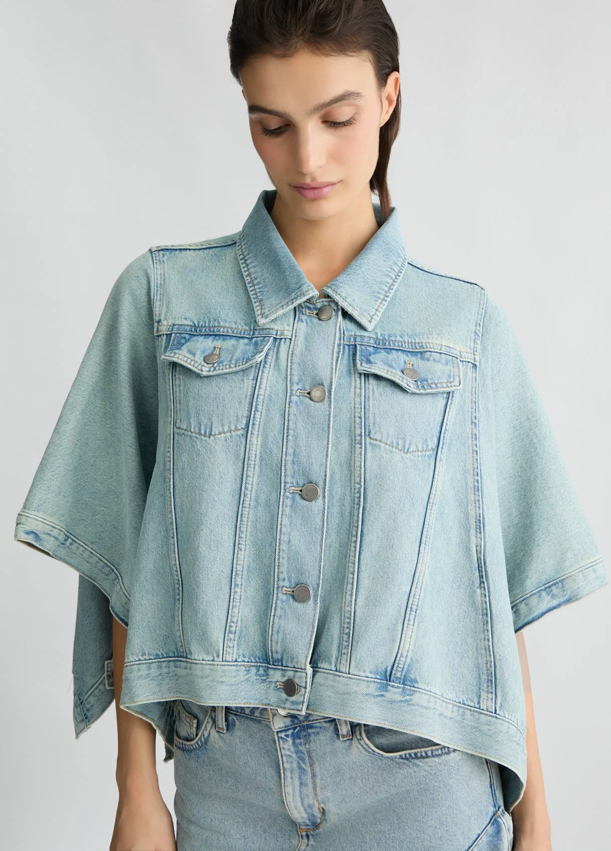 DENIM JACKET OVERSIZED
