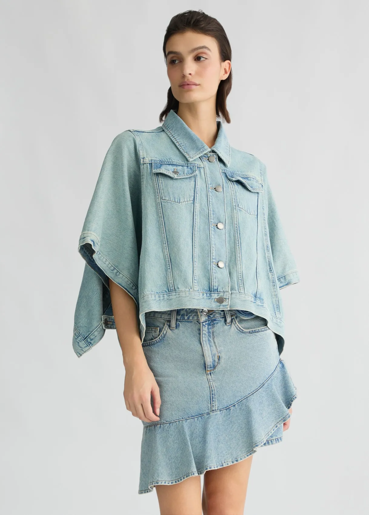 DENIM JACKET OVERSIZED