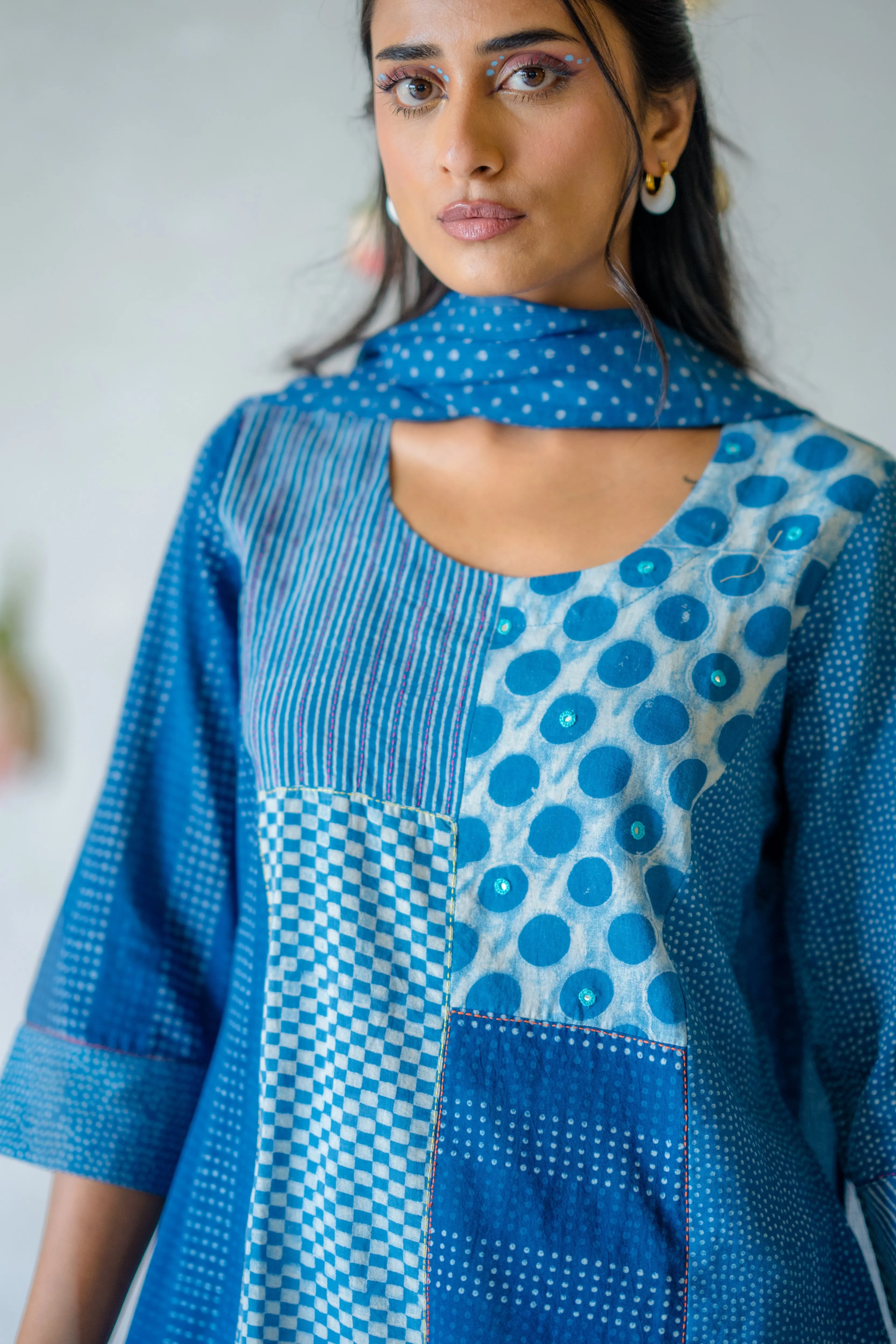 Indian Summer Indigo Dabu Cotton Kurta | Ray-ethnic