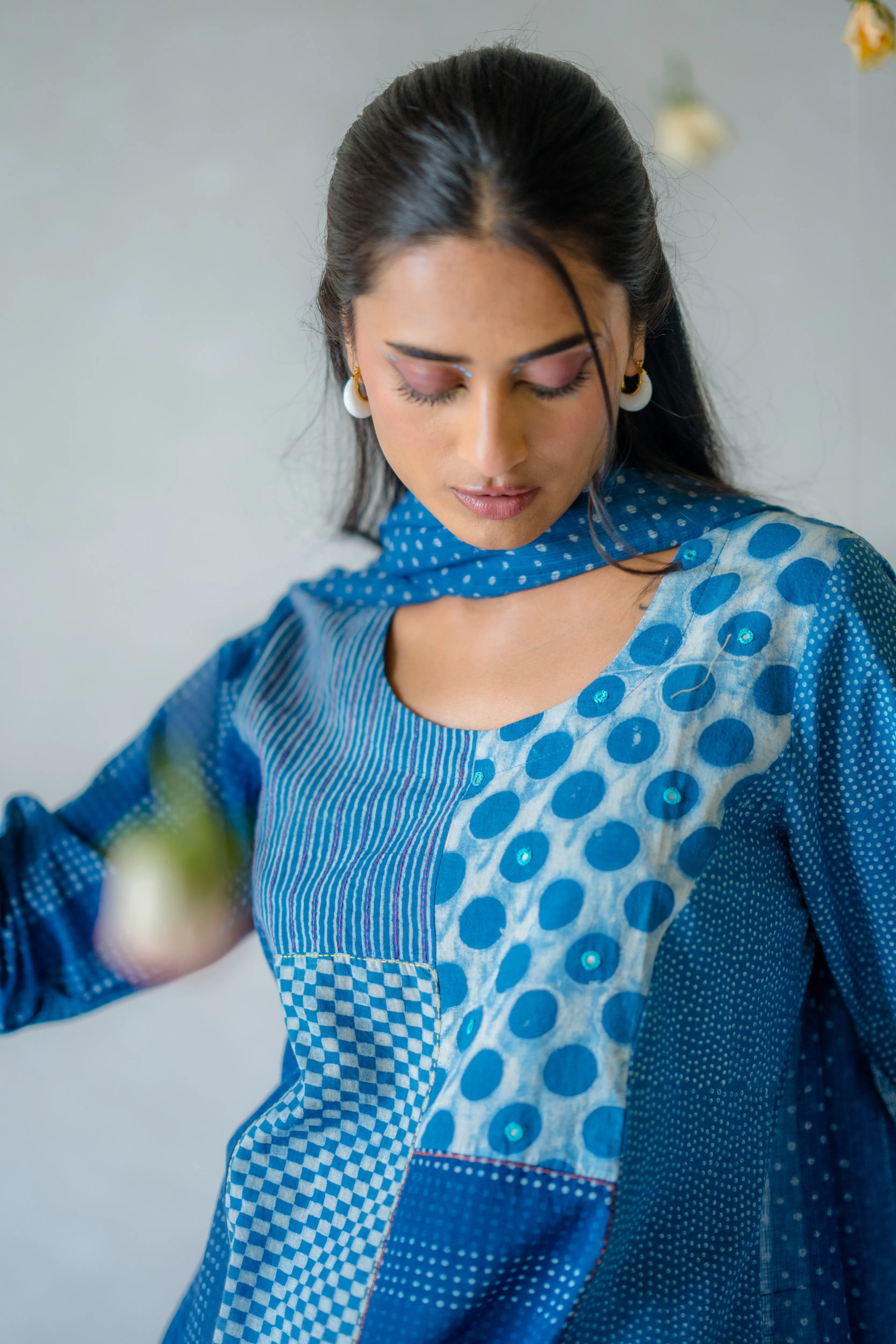 Indian Summer Indigo Dabu Cotton Kurta | Ray-ethnic