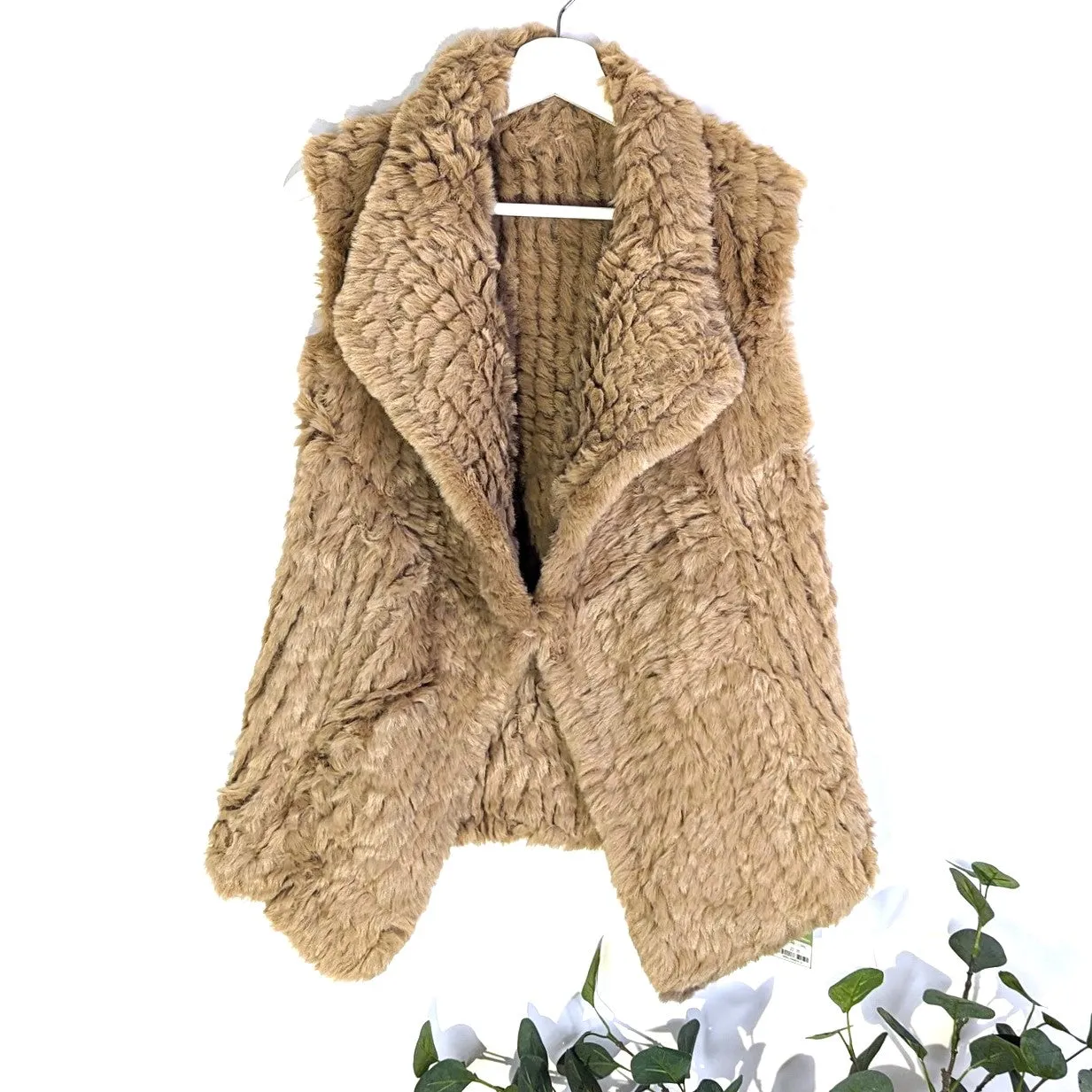 Luxury faux fur gilet (S-M)
