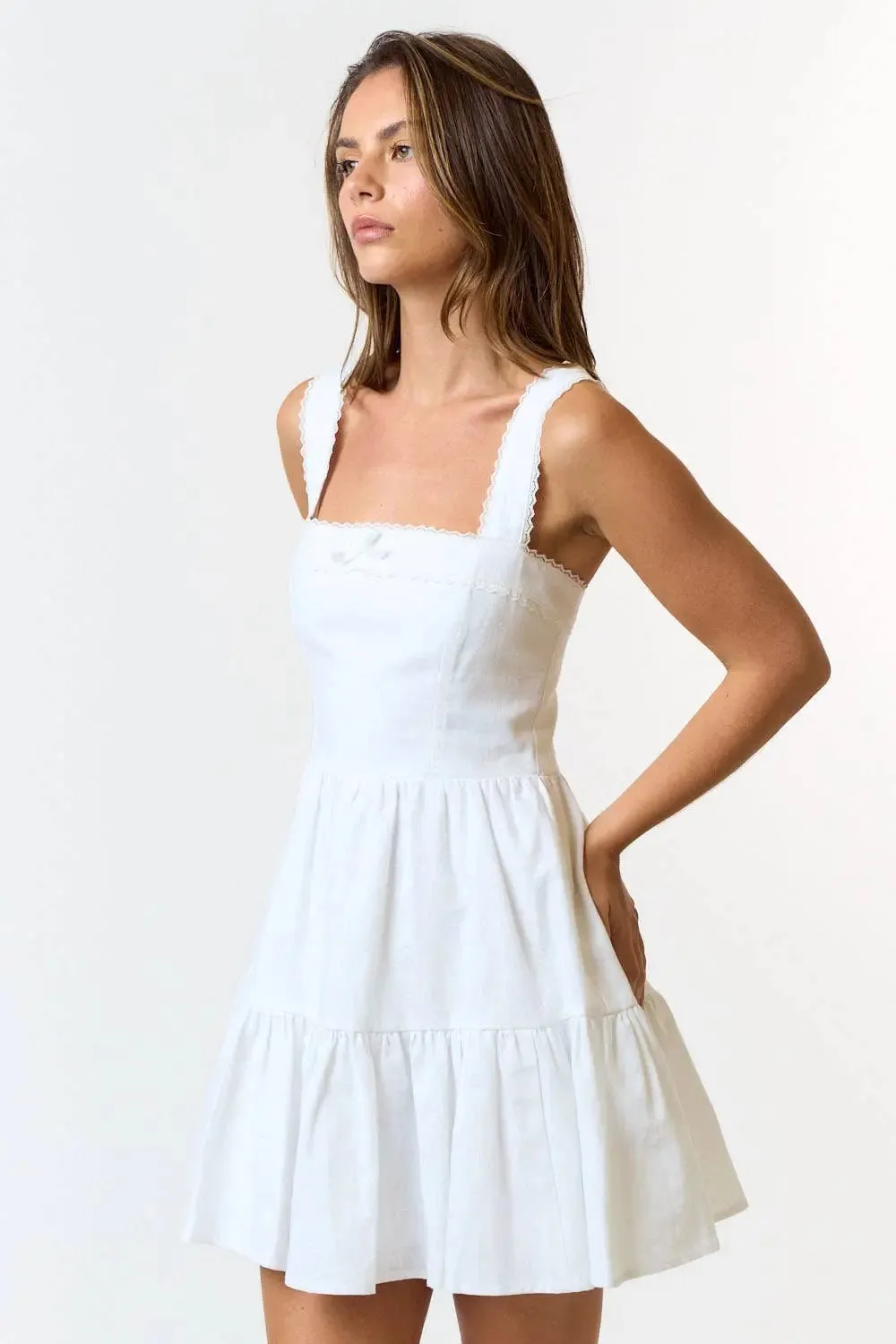 RUFFLED SQUARE NECK BABYDOLL DRESS WHITE
